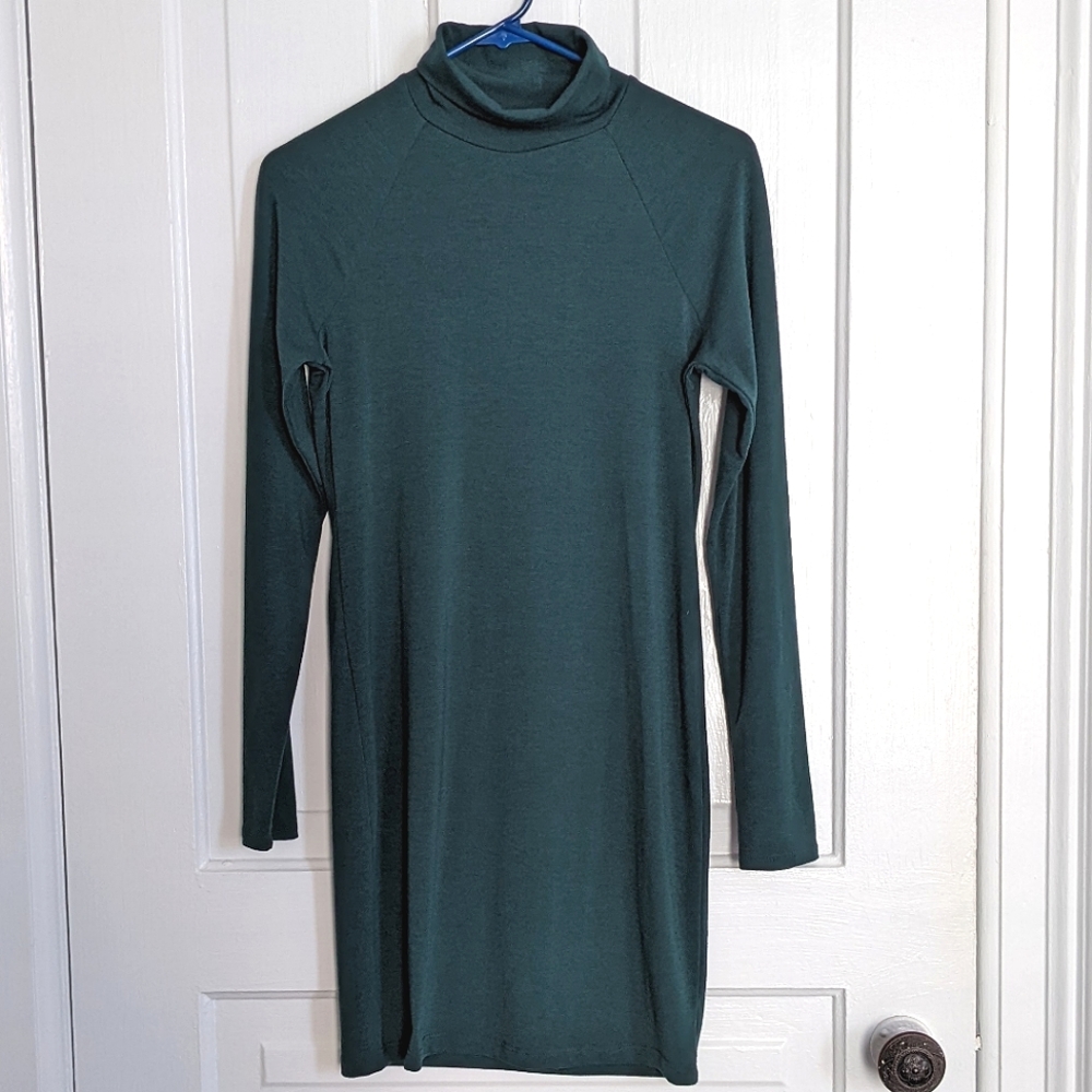 Green Bodycon Long Sleeve Turtleneck T-Shirt Dress